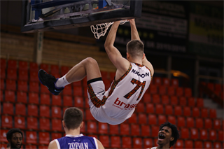 9. Kolo Niké SBL: BC Prievidza - BKM Lučenec 83:91 (foto: Ladislav Szibilla)