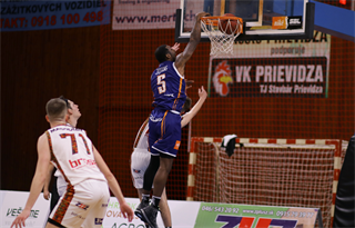 9. Kolo Niké SBL: BC Prievidza - BKM Lučenec 83:91 (foto: Ladislav Szibilla)
