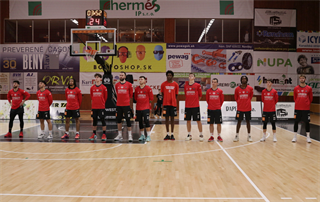 6. Kolo Niké SBL: BC Prievidza - BC Komárno 69:76 (foto: Ladislav Szibilla)	