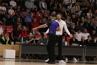 6. Kolo Niké SBL: BC Prievidza - BC Komárno 69:76 (foto: Ladislav Szibilla)	
