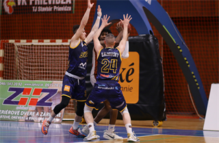 22. Kolo Niké SBL: BC Prievidza - Iskra Svit 69:56 (foto: Ladislav Szibilla)