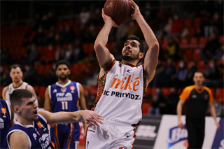 23. Kolo Niké SBL: BC Prievidza - BKM Lučenec 75:91 (foto: Ladislav Szibilla)