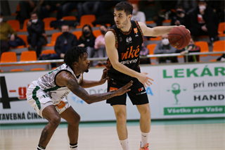 10. Kolo Niké SBL: MBK Handlová - BC Prievidza 93:101 (foto: Ladislav Szibilla)	