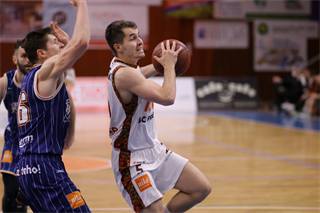 25. Kolo Niké SBL: BC Prievidza - Spišskí Rytieri 67:86 (foto: Ladislav Szibilla)
