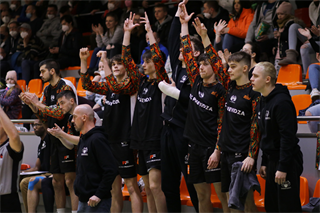 24. Kolo Niké SBL: MBK Handlová - BC Prievidza 75:79 (foto: Ladislav Szibilla)