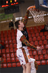 27. Kolo Niké SBL: BC Prievidza - Inter Bratislava 71:60 (foto: Ladislav Szibilla)