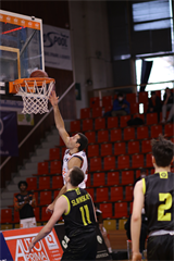 27. Kolo Niké SBL: BC Prievidza - Inter Bratislava 71:60 (foto: Ladislav Szibilla)