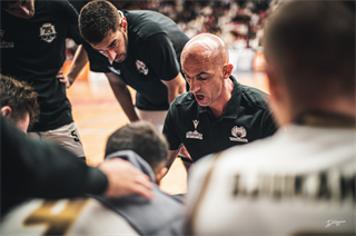 1. Kolo Niké SBL: BC Prievidza - MBK Handlová 55:57 (foto: Lukáš Droppan)	