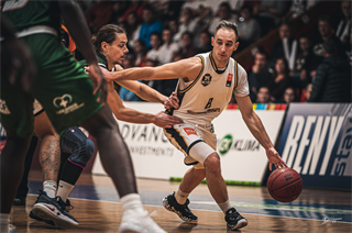 1. Kolo Niké SBL: BC Prievidza - MBK Handlová 55:57 (foto: Lukáš Droppan)	