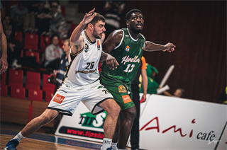 1. Kolo Niké SBL: BC Prievidza - MBK Handlová 55:57 (foto: Lukáš Droppan)	