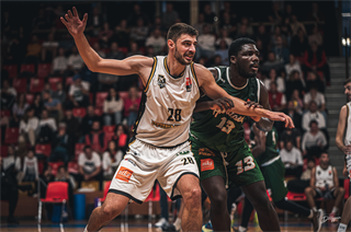 1. Kolo Niké SBL: BC Prievidza - MBK Handlová 55:57 (foto: Lukáš Droppan)	