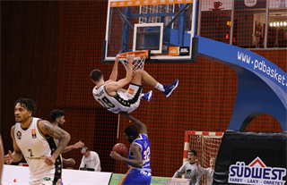 2. Kolo Niké SBL: BC Prievidza - BKM Lučenec 85:79 (foto: Ladislav Szibilla)