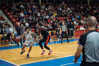 4. Kolo Niké SBL - BC Prievidza : BC Komárno 65:56 (foto: Vladimír Králik)