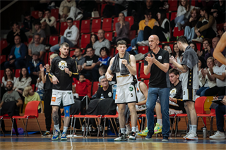 4. Kolo Niké SBL - BC Prievidza : BC Komárno 65:56 (foto: Vladimír Králik)