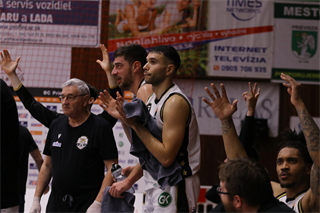 7. Kolo Niké SBL: BC Prievidza - Patrioti Levice 56:69 (foto: Ladislav Szibilla)
