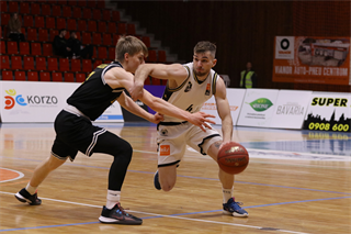 10. Kolo Niké SBL: BC Prievidza - Inter Bratislava 76:80 (foto: Ladislav Szibilla)