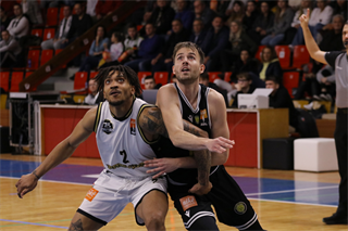 10. Kolo Niké SBL: BC Prievidza - Inter Bratislava 76:80 (foto: Ladislav Szibilla)
