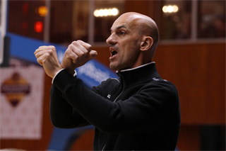 10. Kolo Niké SBL: BC Prievidza - Inter Bratislava 76:80 (foto: Ladislav Szibilla)