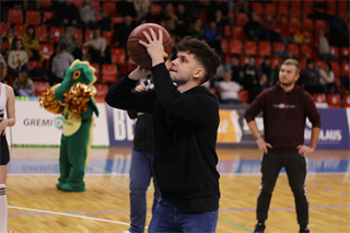 10. Kolo Niké SBL: BC Prievidza - Inter Bratislava 76:80 (foto: Ladislav Szibilla)