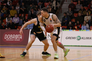 10. Kolo Niké SBL: BC Prievidza - Inter Bratislava 76:80 (foto: Ladislav Szibilla)