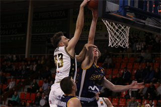 12. Kolo Niké SBL: BC Prievidza - Iskra Svit 91:75 (foto: Ladislav Szibilla)	