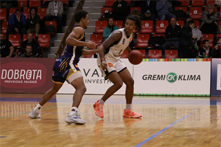 12. Kolo Niké SBL: BC Prievidza - Iskra Svit 91:75 (foto: Ladislav Szibilla)	