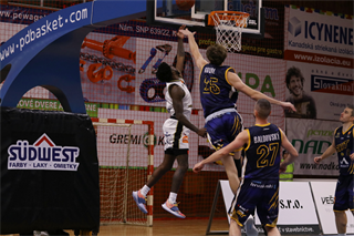 12. Kolo Niké SBL: BC Prievidza - Iskra Svit 91:75 (foto: Ladislav Szibilla)	