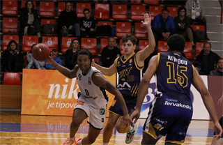 12. Kolo Niké SBL: BC Prievidza - Iskra Svit 91:75 (foto: Ladislav Szibilla)	