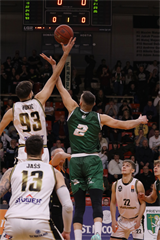 15. Kolo Niké SBL: BC Prievidza - MBK Handlová 79:70 (foto: Ladislav Szibilla)