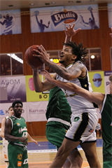 15. Kolo Niké SBL: BC Prievidza - MBK Handlová 79:70 (foto: Ladislav Szibilla)