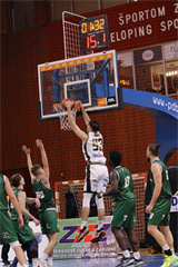 15. Kolo Niké SBL: BC Prievidza - MBK Handlová 79:70 (foto: Ladislav Szibilla)