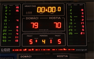 15. Kolo Niké SBL: BC Prievidza - MBK Handlová 79:70 (foto: Ladislav Szibilla)