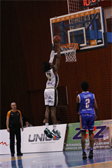 16. Kolo Niké SBL: BC Prievidza - BKM Lučenec 79:74 (foto: Ladislav Szibilla)