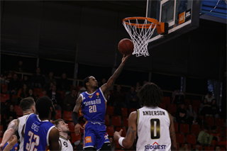 16. Kolo Niké SBL: BC Prievidza - BKM Lučenec 79:74 (foto: Ladislav Szibilla)