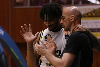 16. Kolo Niké SBL: BC Prievidza - BKM Lučenec 79:74 (foto: Ladislav Szibilla)