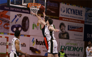 18. Kolo Niké SBL: BC Prievidza - BC Komárno 71:79 (foto: Ladislav Szibilla)