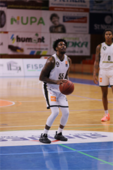 18. Kolo Niké SBL: BC Prievidza - BC Komárno 71:79 (foto: Ladislav Szibilla)