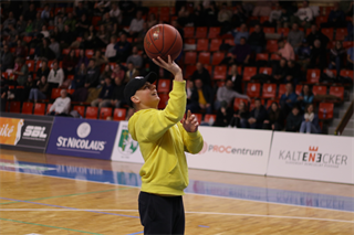 18. Kolo Niké SBL: BC Prievidza - BC Komárno 71:79 (foto: Ladislav Szibilla)