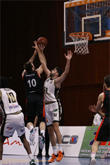 18. Kolo Niké SBL: BC Prievidza - BC Komárno 71:79 (foto: Ladislav Szibilla)