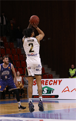 20. Kolo Niké SBL: BC Prievidza - Spišskí Rytieri 71:75 (foto: Ladislav Szibilla)