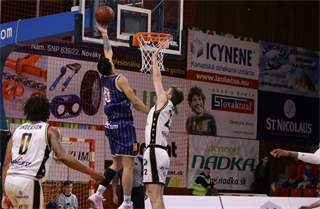 20. Kolo Niké SBL: BC Prievidza - Spišskí Rytieri 71:75 (foto: Ladislav Szibilla)