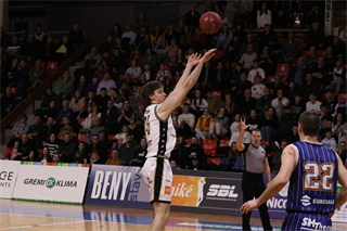 20. Kolo Niké SBL: BC Prievidza - Spišskí Rytieri 71:75 (foto: Ladislav Szibilla)