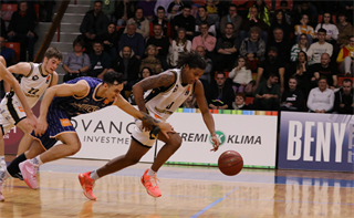 20. Kolo Niké SBL: BC Prievidza - Spišskí Rytieri 71:75 (foto: Ladislav Szibilla)