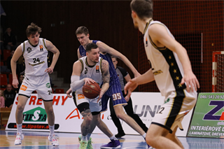 20. Kolo Niké SBL: BC Prievidza - Spišskí Rytieri 71:75 (foto: Ladislav Szibilla)