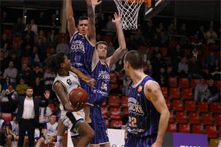 20. Kolo Niké SBL: BC Prievidza - Spišskí Rytieri 71:75 (foto: Ladislav Szibilla)