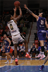 20. Kolo Niké SBL: BC Prievidza - Spišskí Rytieri 71:75 (foto: Ladislav Szibilla)