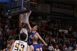 20. Kolo Niké SBL: BC Prievidza - Spišskí Rytieri 71:75 (foto: Ladislav Szibilla)