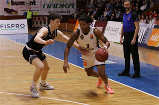 24. Kolo Niké SBL: BC Prievidza - Inter Bratislava 58:63 (foto: Ladislav Szibilla)	