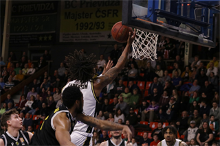 24. Kolo Niké SBL: BC Prievidza - Inter Bratislava 58:63 (foto: Ladislav Szibilla)	