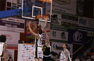 24. Kolo Niké SBL: BC Prievidza - Inter Bratislava 58:63 (foto: Ladislav Szibilla)	